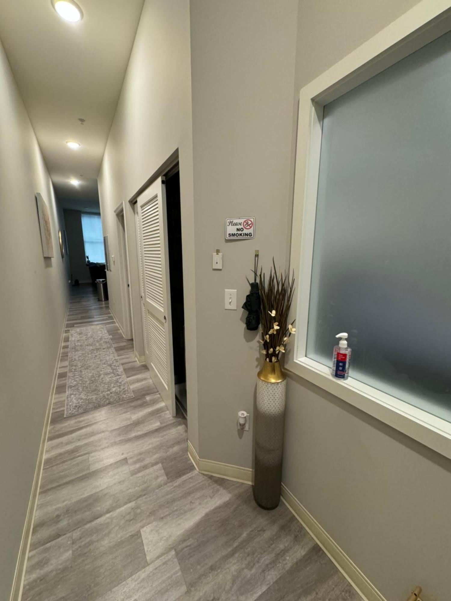 Beautiful Condo/Rooftop Patio With Free Parking 克里夫兰 外观 照片